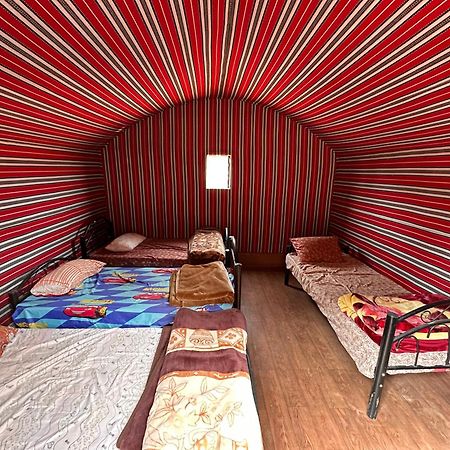 와디럼 Sunset Dreams Camp 아파트 외부 사진
